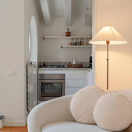 Waterfront Balcony I Grani 5 Resort Grand Suite ليفورنو المظهر الخارجي الصورة