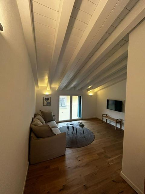 Waterfront Balcony I Grani 5 Resort Grand Suite ليفورنو المظهر الخارجي الصورة