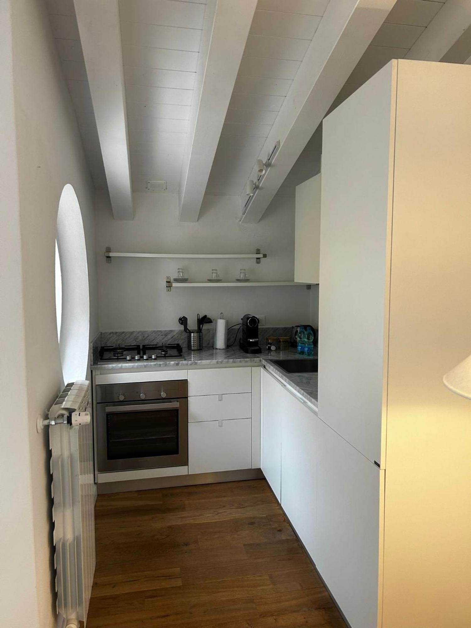 Waterfront Balcony I Grani 5 Resort Grand Suite ليفورنو المظهر الخارجي الصورة